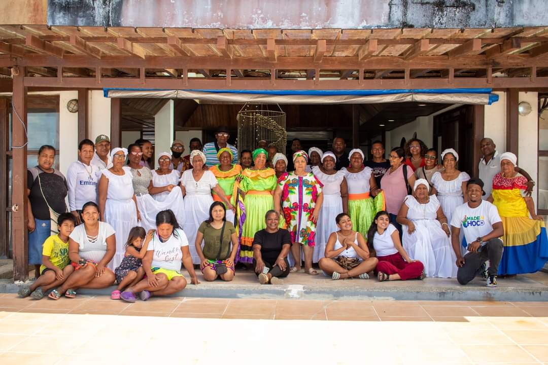 1ef76cc9 6bd6 414d b816 bd5b95b2c38a