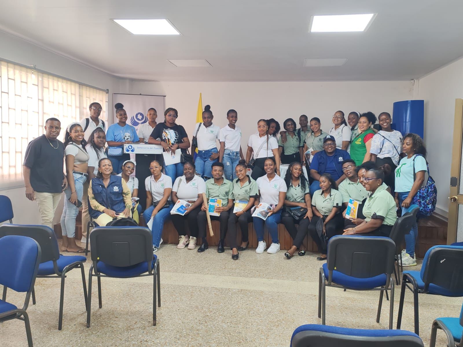 Estudiantes de Trabajo Social de la UTCH se capacitan en Derechos Humanos para intervenir en comunidades del programa Jóvenes en Paz