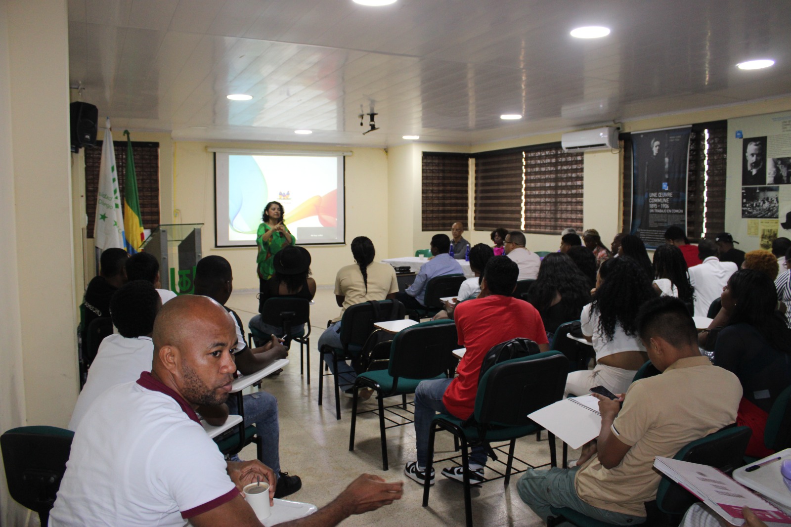 Exitosa jornada académica sobre derecho, paz y comunidades afrodescendientes en la UTCH 