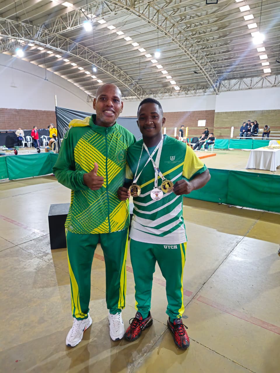 UTCH Campeones en Atletismo y Baloncesto Masculino, de los Juegos Universitarios Estudiantiles UTCH Campeones en Atletismo y Baloncesto Masculino, de los Juegos Universitarios Estudiantiles