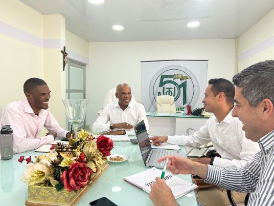 70bd9da2 238c 4f48 a7f9 e32f7cffc02c