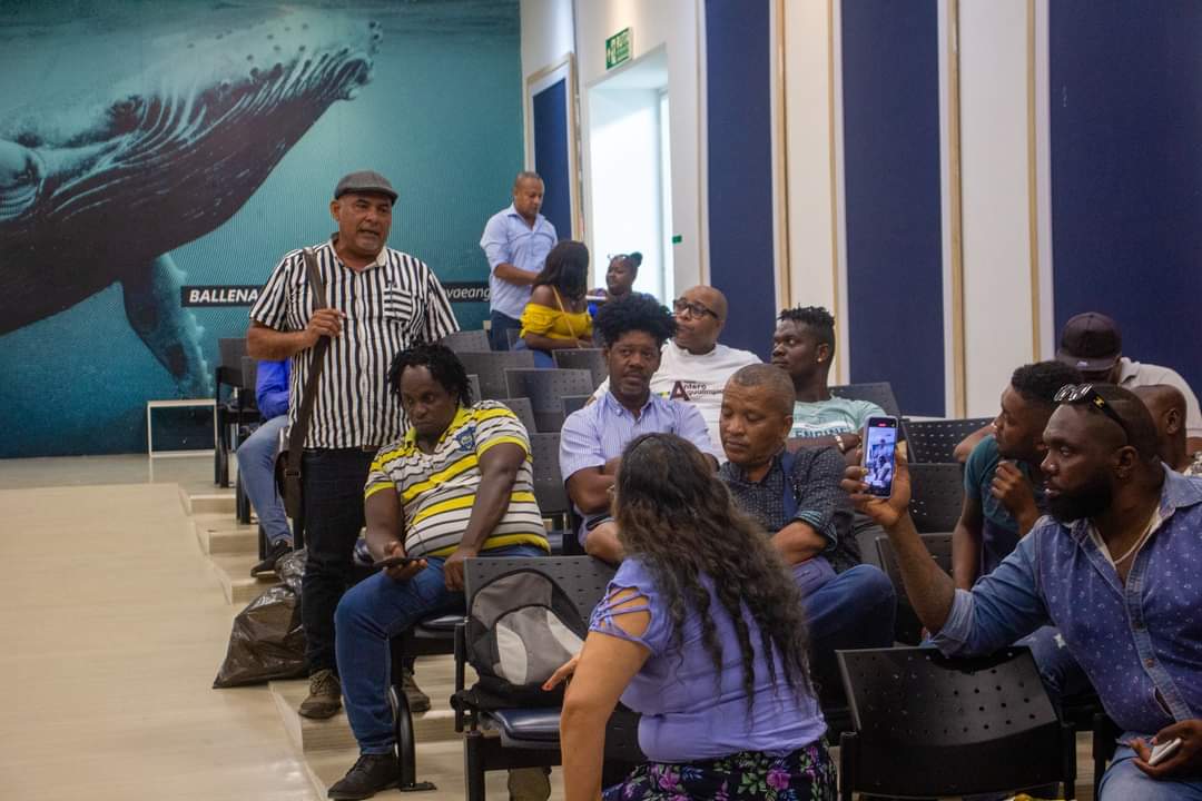 b98e7984 e8ac 41e4 94f1 46e6119d906e